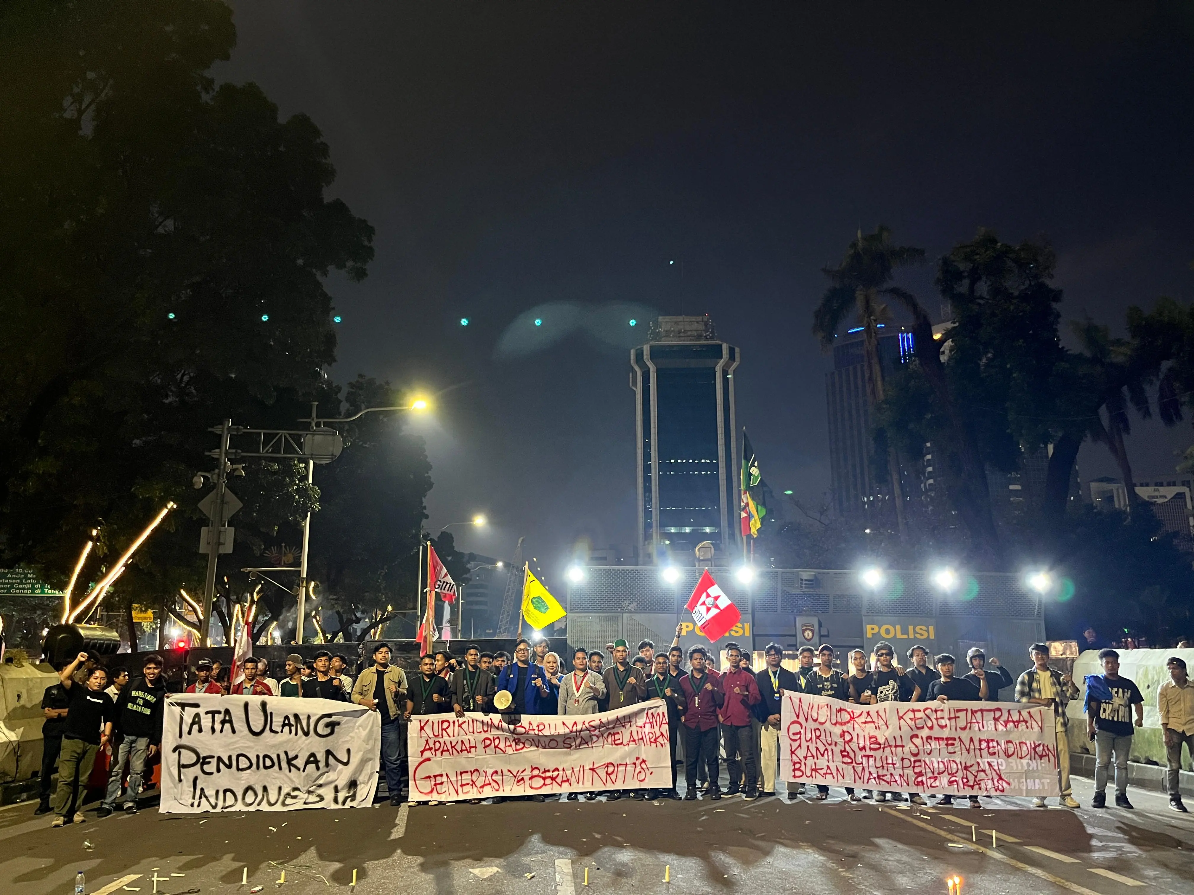 Tata Ulang Pendidikan Indonesia: Aksi Hardiknas di Patung Kuda Jakarta Tidak Mendapat Respon Pemerintah