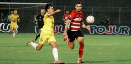 Madura United Taklukkan Persik 2-1, Keluar dari Zona Degradasi