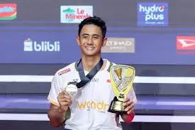 Alwi Farhan Tembus 15 Besar Dunia Usai Juara Indonesia Masters 2026