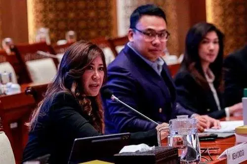 Kemkomdigi Kaji Kewajiban Nomor Ponsel untuk Registrasi Media Sosial
