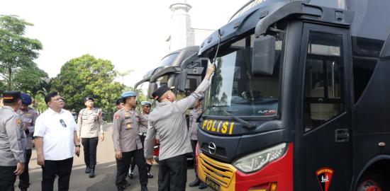 Polda Banten Cek Kesiapan Kendaraan Dinas Jelang Pengamanan Hari Buruh