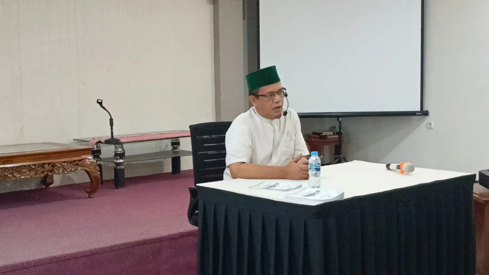 Jamaah Haji Asal Papua Barat Daya Dapat Arahan dari Senator DPD RI - Hartono