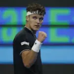 Jakub Mensik Singkirkan Jannik Sinner, Ukir Kemenangan Terbesar di Doha
