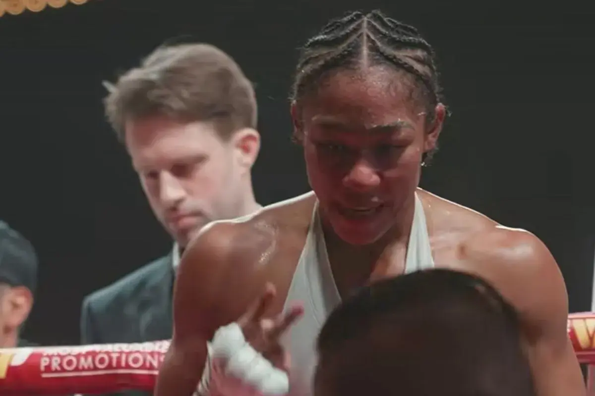 Alycia Baumgardner Pertahankan Tiga Sabuk Dunia Usai Taklukkan Shin Bo Mi Re