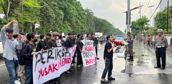Mahasiswa GMN Jatim Gelar Aksi di Kejati Jatim: Sorot Dugaan Penyalahgunaan Dana CSR di Banyuwangi