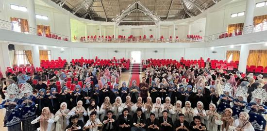Mahasiswa Penerima BSI Scholarship UIN Syahada Sukses Gelar Seminar Nasional