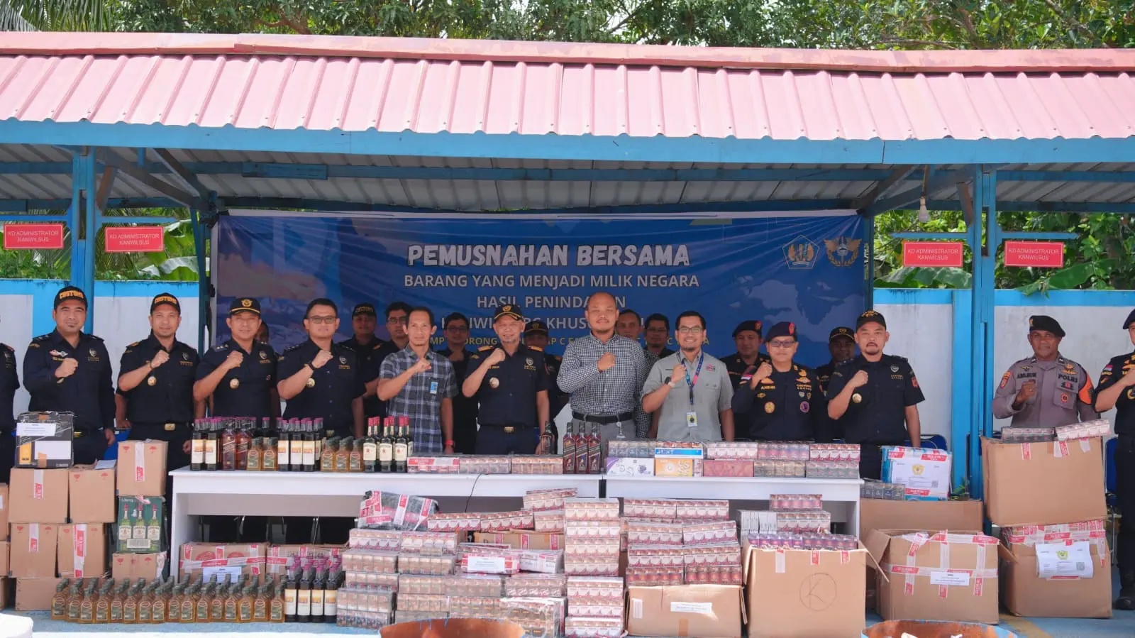 Tekan Peredaran BKC Ilegal, Bea Cukai Papua Musnahkan Barang Ilegal Senilai Rp 430 Juta