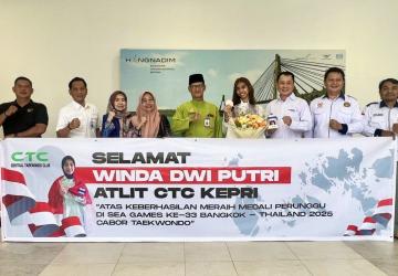 Atlet Taekwondo Asal Batam Winda Dwi Putri Raih Perunggu SEA Games 2025