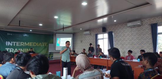 Ajak Kader HMI Perkuat Nilai Islam Moderat, Badrul Munir: Untuk Membangun Bangsa