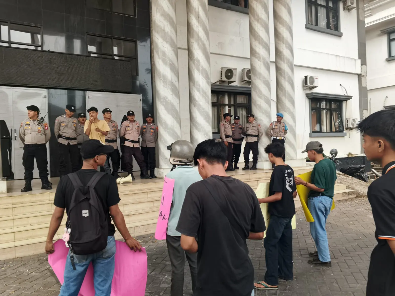 Mahasiswa Gelar Aksi Jilid II di Kantor Bupati Pandeglang, Tuntut Pemecatan Ketua PGRI Patia