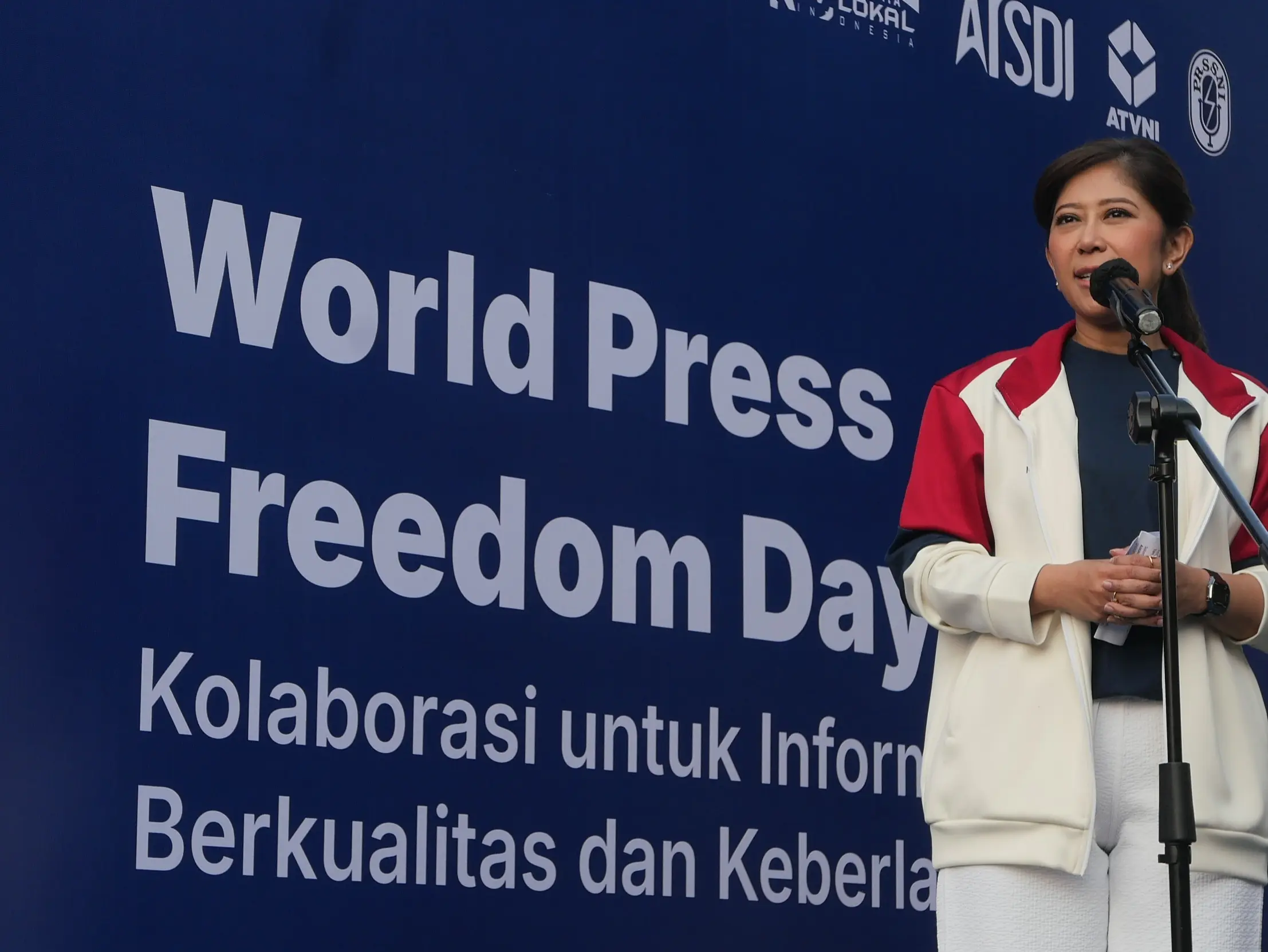 Menkomdigi Tekankan Peran Kunci Jurnalis Jaga Kebenaran di Era Informasi Cepat