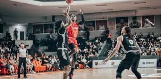 IBL 2026 Pekan ke-11 Bergulir, Big Match Hornbills vs Pelita Jaya Jadi Sorotan