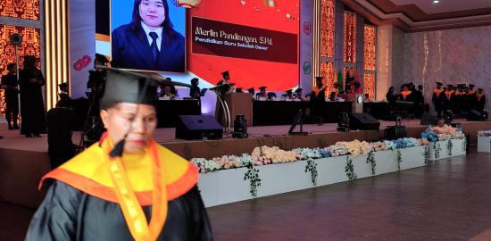 UNIMUDA Sorong Gelar Wisuda 419 Sarjana Angkatan XX dan Kukuhkan 3334 PPG