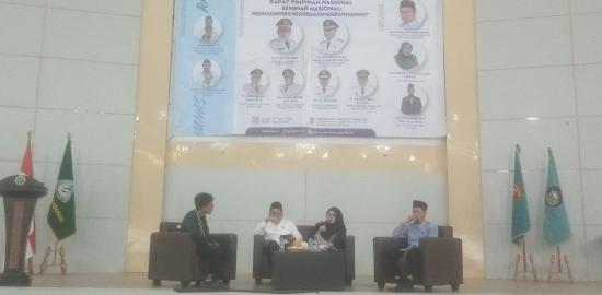 Owner Erawijaya Consultant N Berikan Materi Dalam Seminar Nasional PII: Komitmen Mencerdaskan Bangsa Kita Maknai Secara Komprehensif