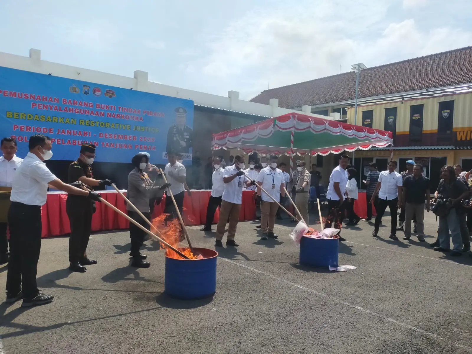 Polres Pelabuhan Tanjung Perak Laksanakan Pemusnahan Barang Bukti Narkotika,  SEMMI Surabaya Apresiasi dan Dorong Penguatan Sinergi Preventive