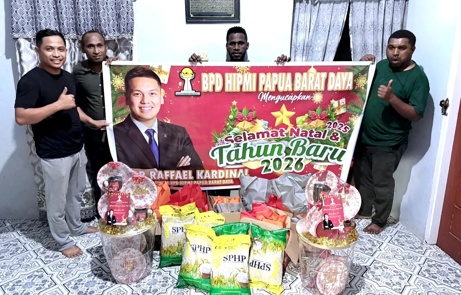 HIPMI Papua Barat Daya Bagikan Bingkisan Natal ke Seluruh BPC HIPMI