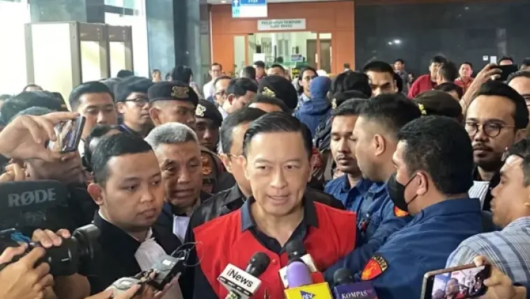 Mantan Menteri Perdagangan Tom Lembong Didakwa Korupsi dan Merugikan Negara Ratusan Miliar Rupiah