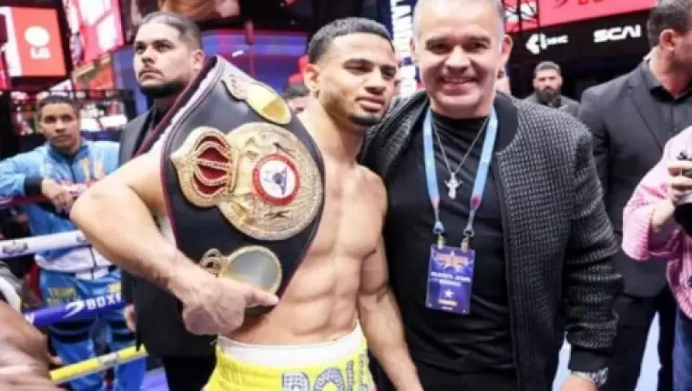 Rolando Romero Taklukkan Ryan Garcia, Rebut Sabuk Juara WBA Kelas Welter