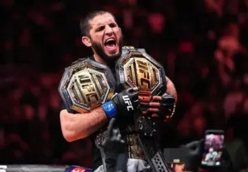 Islam Makhachev Rebut Gelar Juara Welter UFC Usai Kalahkan Jack Della Maddalena di UFC 322