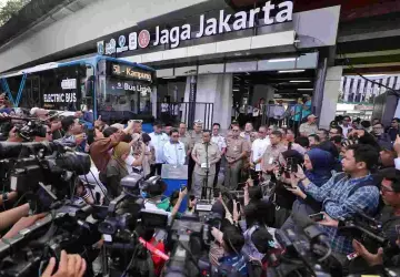 Gubernur DKI Resmikan Halte Transjakarta “Jaga Jakarta” sebagai Simbol Kepedulian Warga