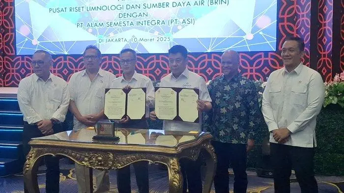 BRIN dan PT Alam Semesta Integra Jalin Kerja Sama Pengembangan Teknologi Fotobioreaktor untuk Reduksi Emisi Karbon