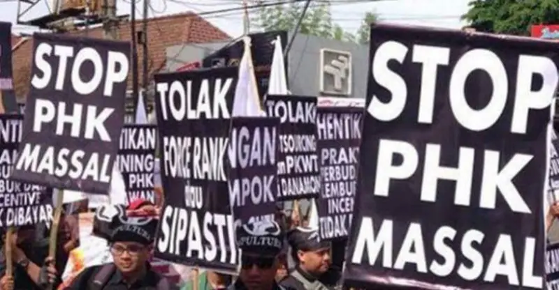 Ancaman PHK Massal Makin Nyata: Desakan Evaluasi Menteri, Alarm Demo, dan Viralnya Curhatan Karyawan di Media Sosial