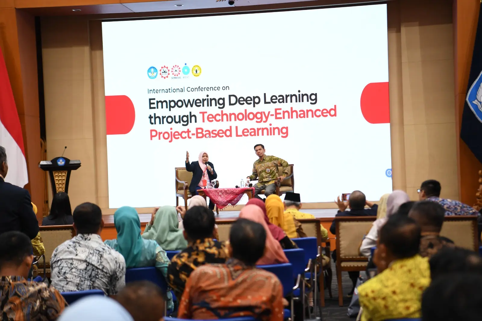 Konferensi Internasional SEAMEO SEAMOLEC:Menggali Potensi Deep Learning untuk Pendidikan Berkualitas