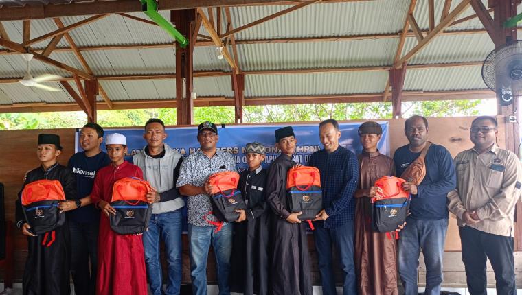 Peringati HPN 2025, PWI Papua Barat Daya Gelar MBG di SMP Alam Inspirasi