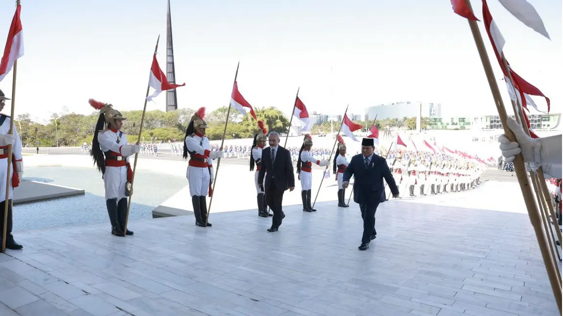 Presiden Prabowo Disambut Hangat dalam Upacara Kenegaraan di Istana Planalto, Brasilia
