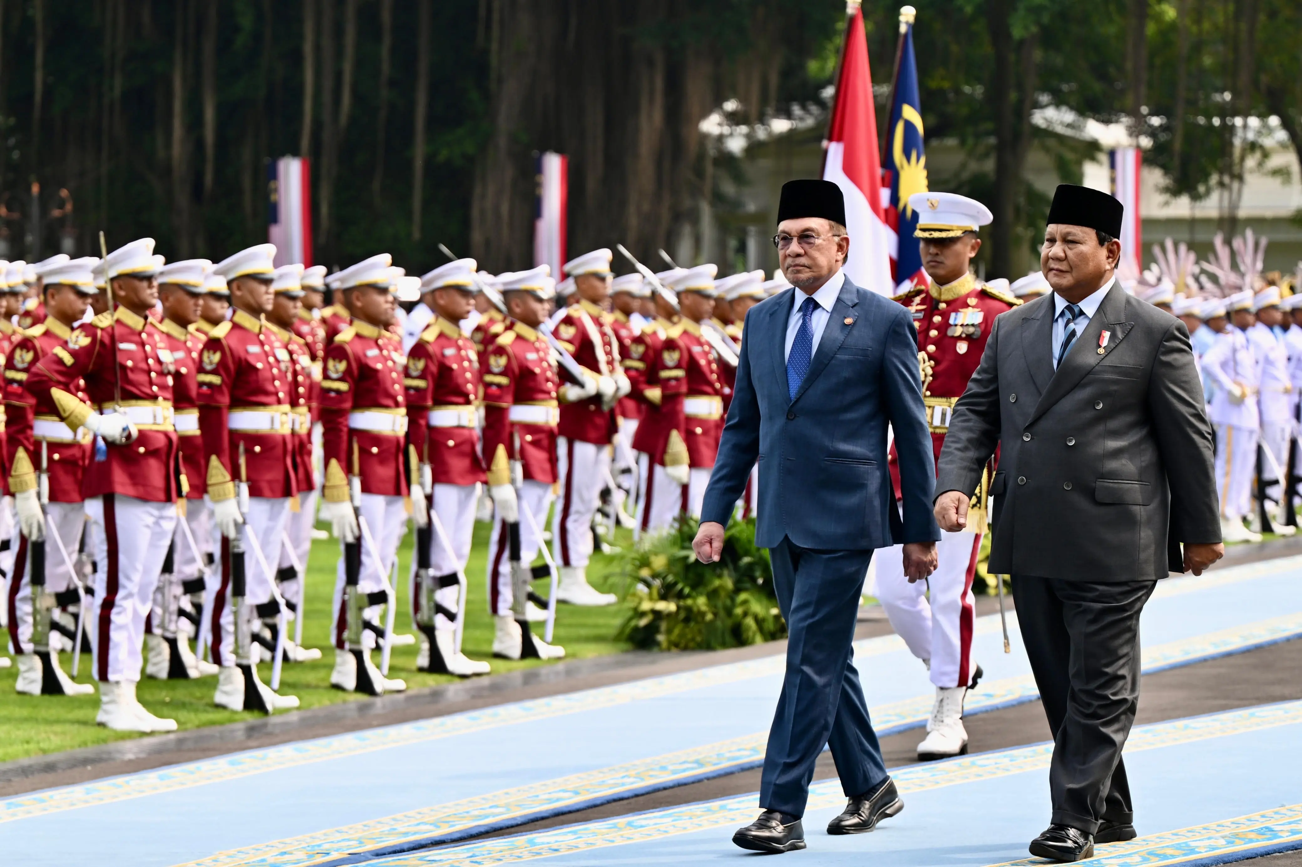 Presiden Prabowo Sambut PM Malaysia Anwar Ibrahim di Istana Merdeka