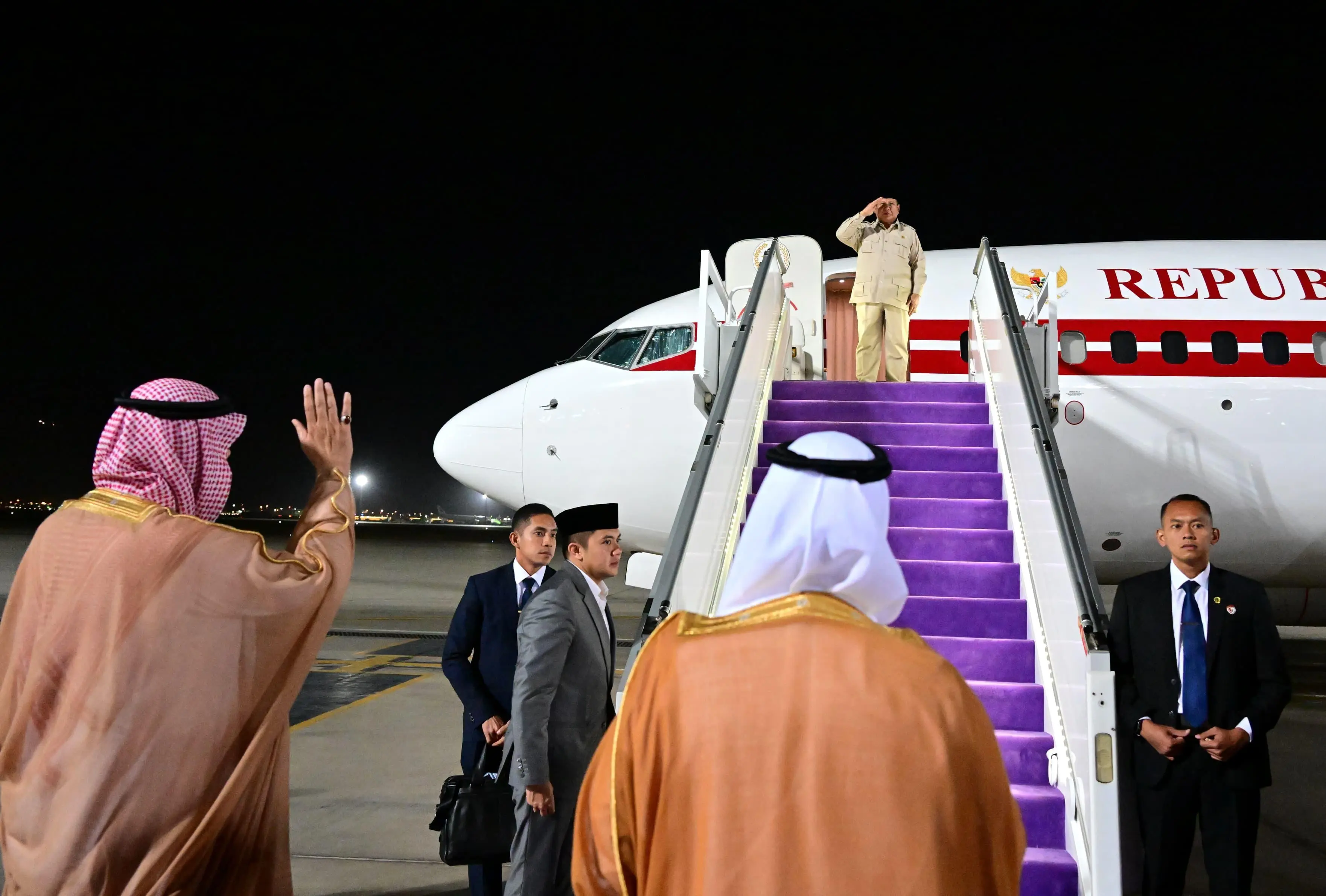 Presiden Prabowo Tinggalkan Arab Saudi untuk Lanjutkan Lawatan ke Negara Berikutnya