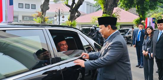 Kedekatan Presiden Prabowo dan PM Anwar Ibrahim
