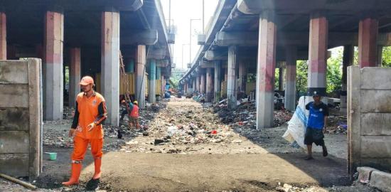 Penanganan Sampah di Kolong Tol Ir Wiyoto Wiyono Sungai Bambu Dinilai Sukses