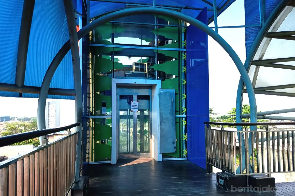 Perbaikan Lift JPO Lenteng Agung DKI Jakarta dalam Proses