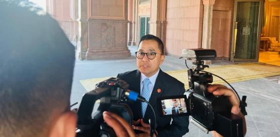 Presiden Prabowo Tiba di Abu Dhabi, Mulai Lawatan ke Timur Tengah dan Turki