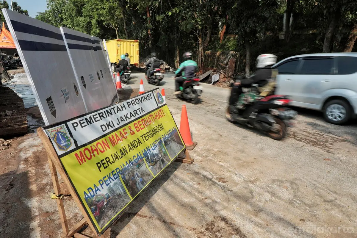 Pembukaan Jalan Lenteng Agung Dilakukan Bertahap