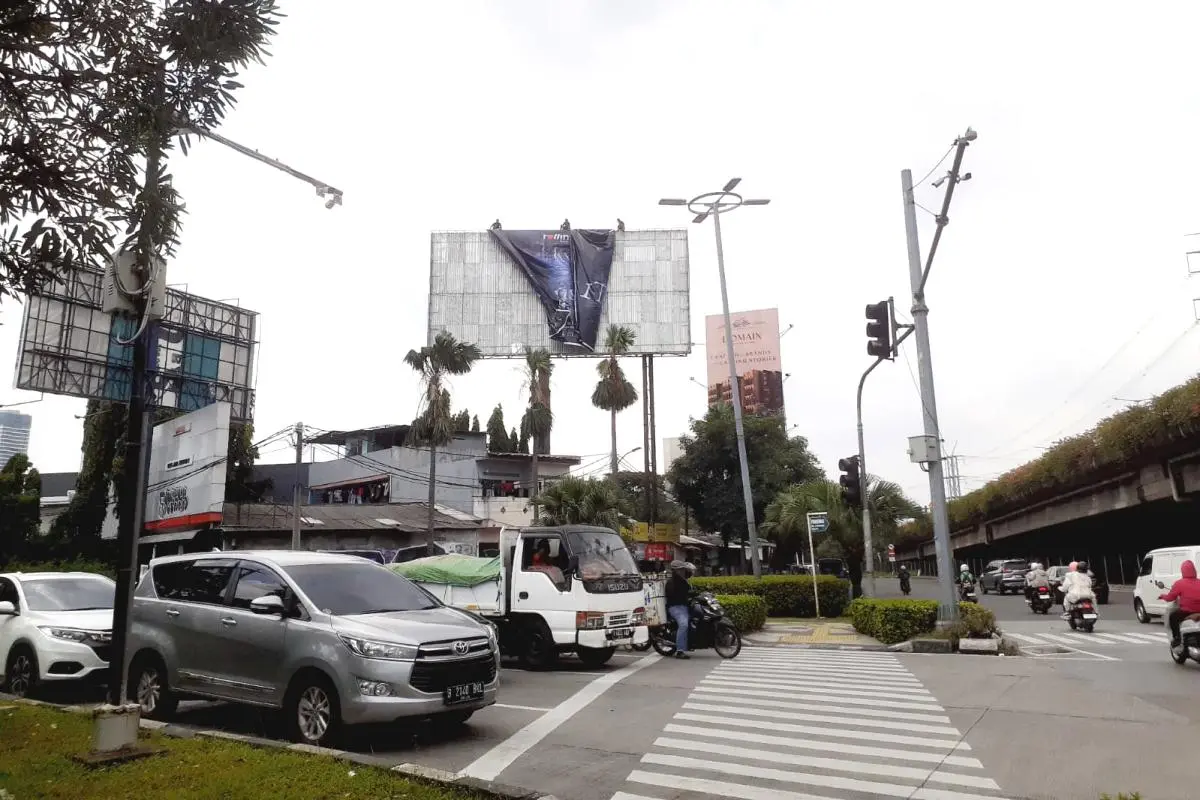 Pemprov DKI Jakarta Respons Cepat: Baliho Film Horor 'Aku Harus Mati' Diturunkan