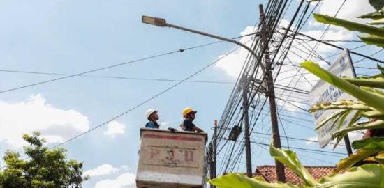 Pemkot Bandung Didorong Gunakan Skema BTS untuk Penerangan Jalan Umum