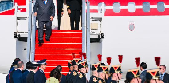 Presiden Prabowo Tiba di Paris untuk Hadiri Bastille Day