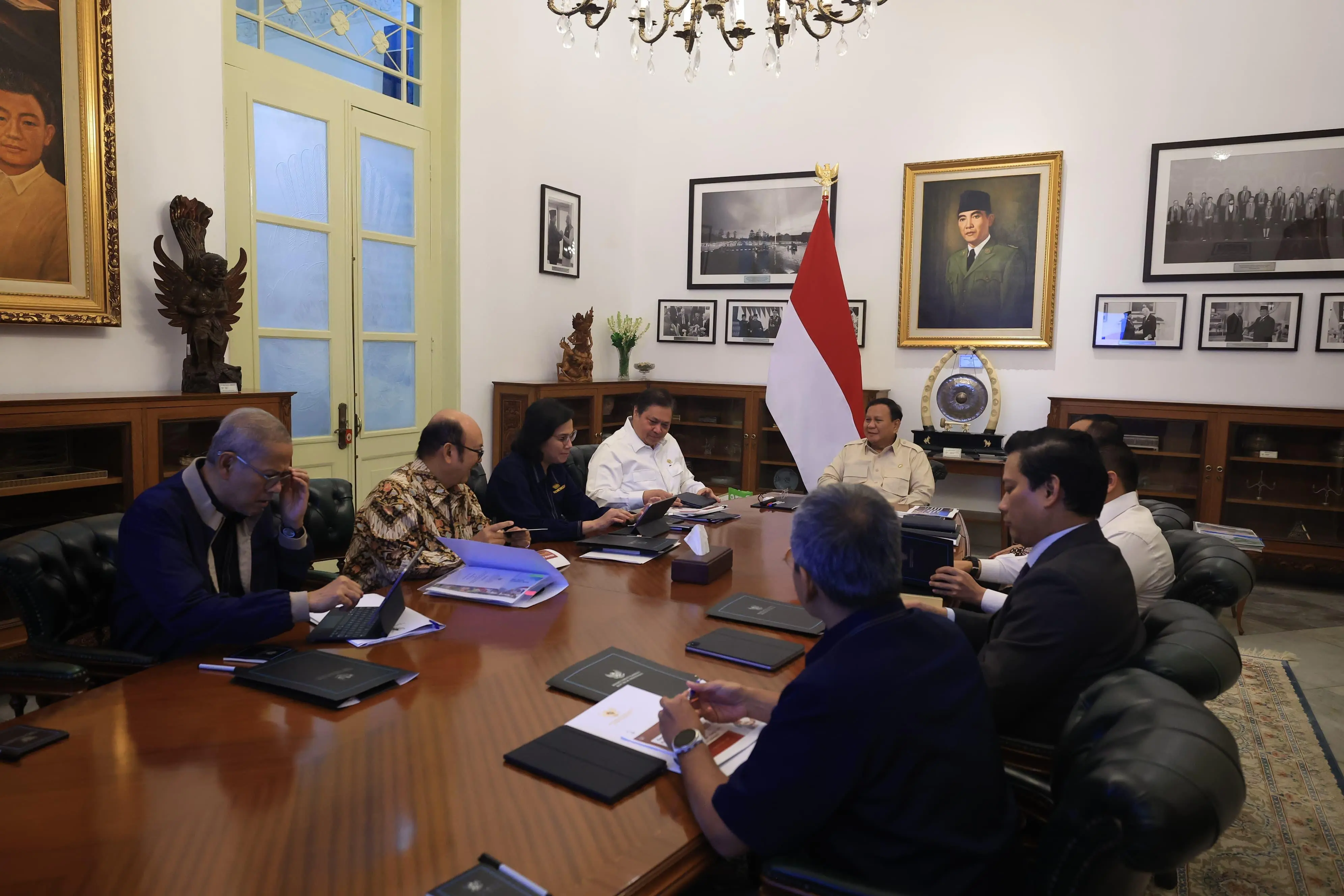 Presiden Prabowo Instruksikan Struktur Komisaris BUMN Perbankan Lebih Ringkas dan Profesional