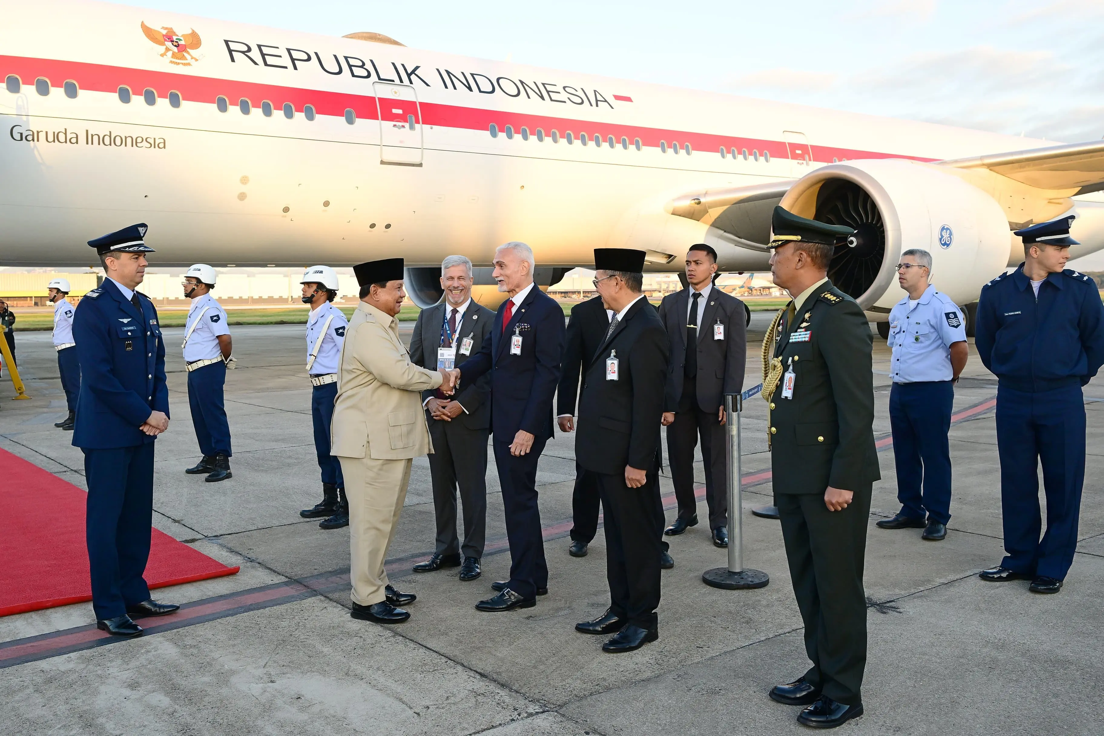 Presiden Prabowo Tiba di Rio de Janeiro untuk Hadiri KTT BRICS