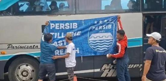 800 Bobotoh Karawang Naik 15 Bus Menuju GBLA, Siap Saksikan Persib Juara