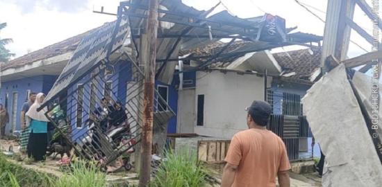 Pemerintah Lanjutkan Perbaikan 180 Rutilahu di Cimekar, Kabupaten Bandung