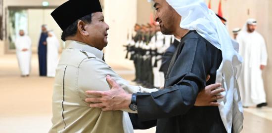 Presiden Prabowo Tiba di Abu Dhabi untuk Bertemu Presiden MBZ