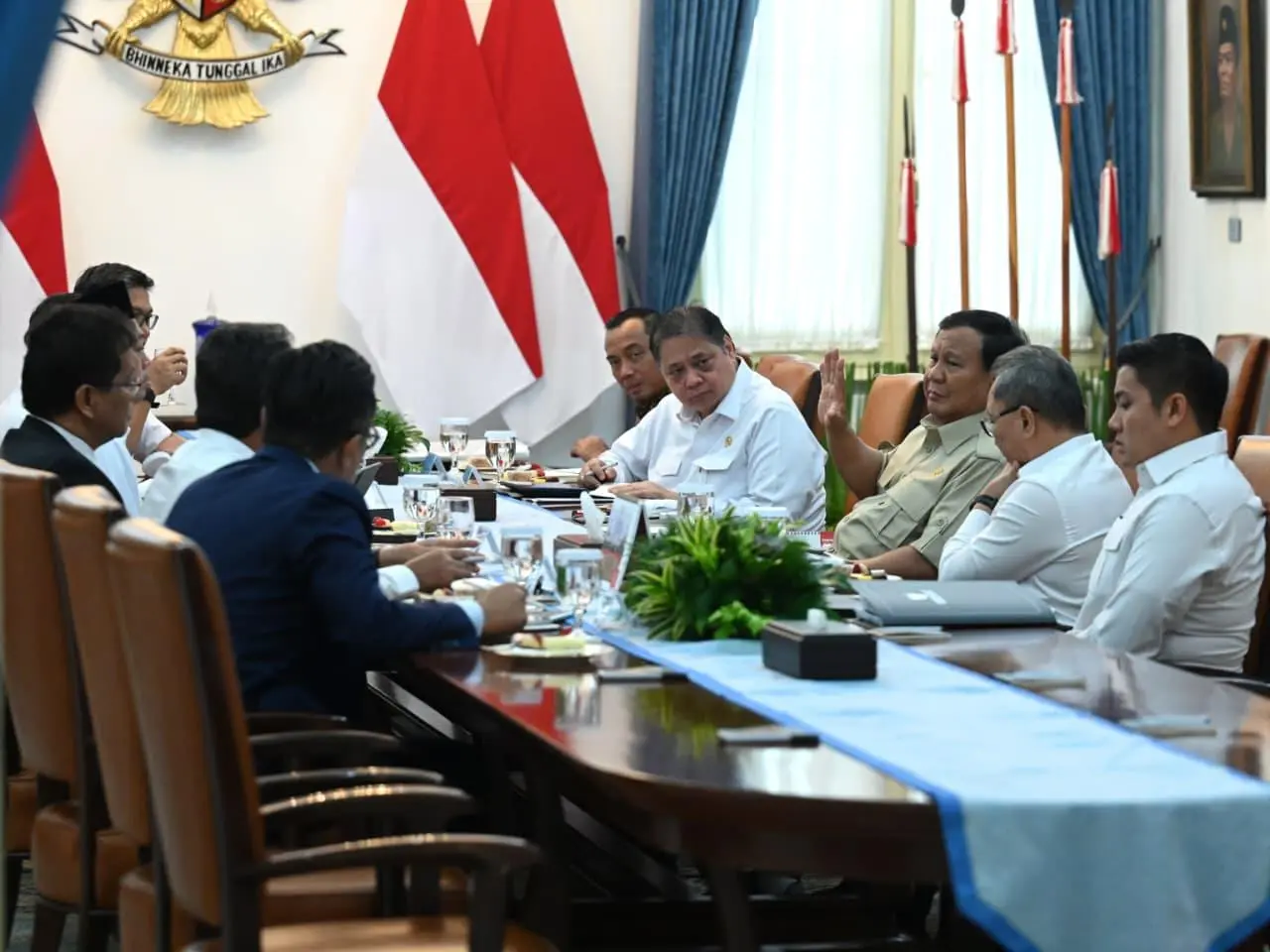 Ratas di Istana, Prabowo Tekankan Pentingnya Percepatan Program Prioritas Nasional