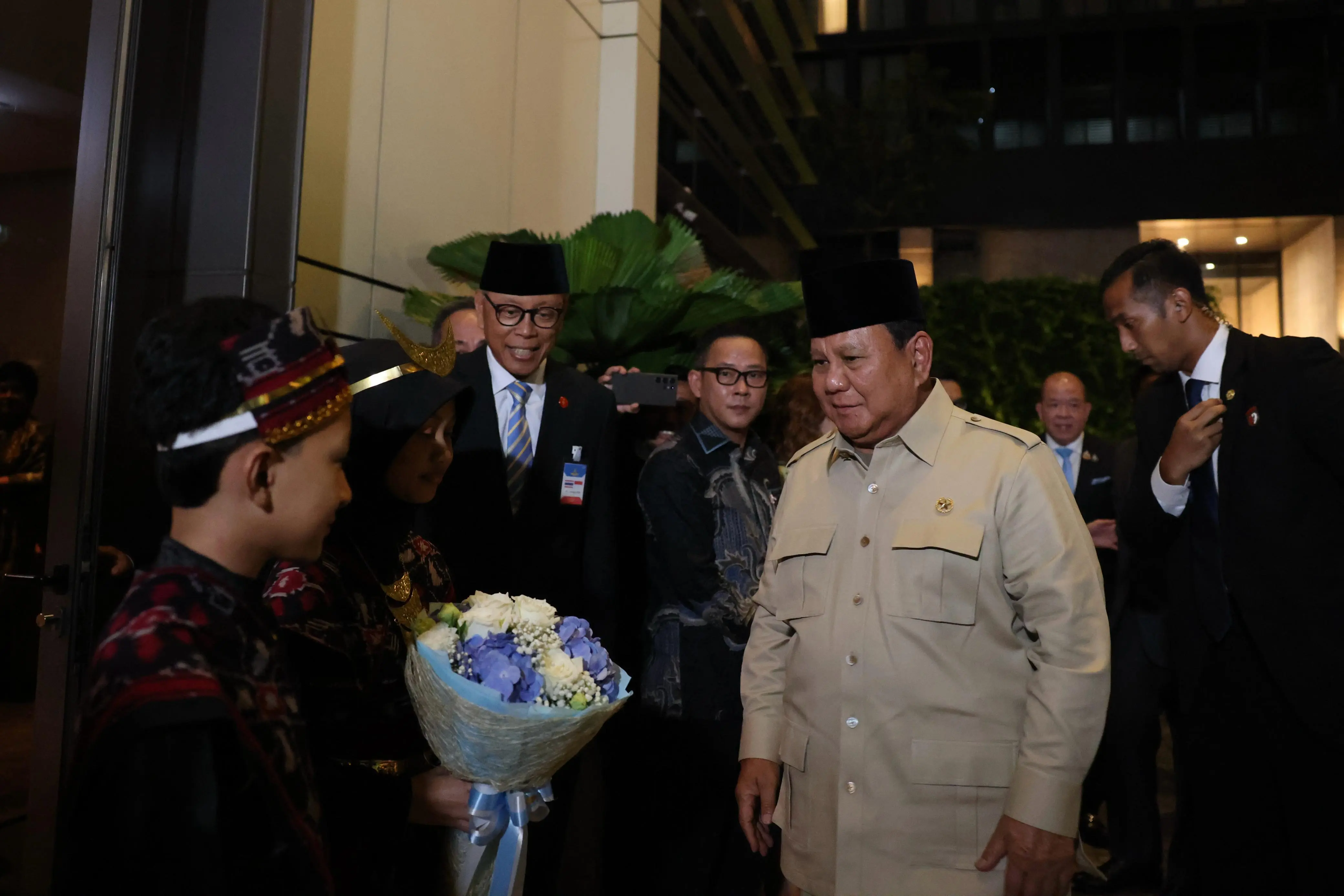 Kehangatan Diaspora Indonesia Sambut Kedatangan Presiden Prabowo di Bangkok