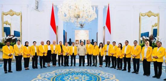 Prabowo Terima Pengurus DPP Partai Golkar di Istana Merdeka