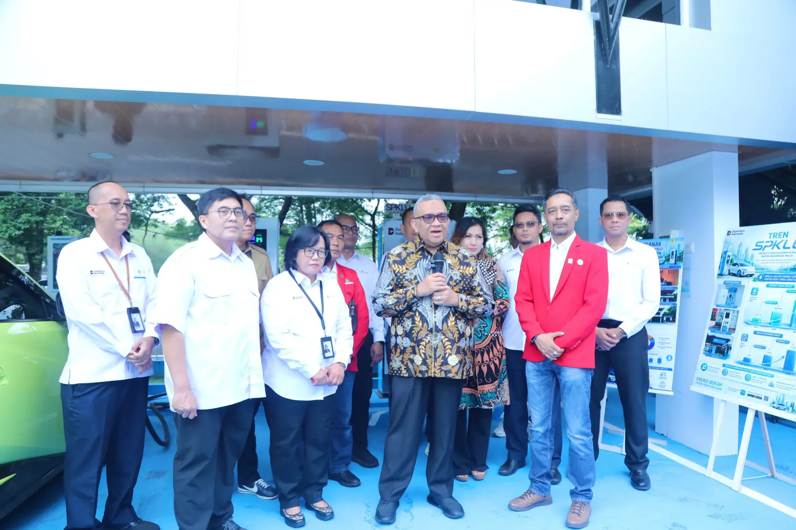 Wamenaker: Serikat Pekerja PLN Harus Jadi Mitra Strategis Manajemen