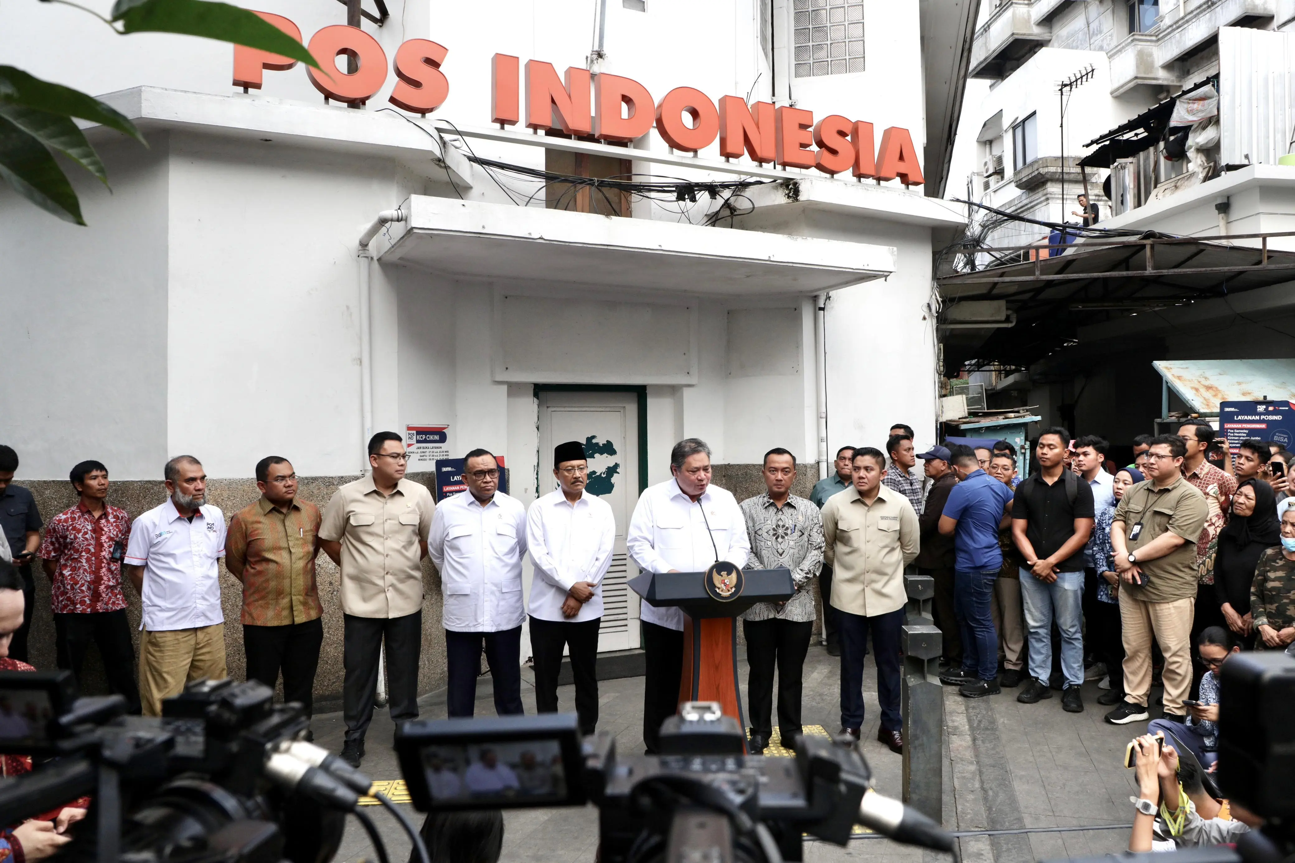 Pemerintah luncurkan Bantuan Langsung Tunai Kesejahteraan Rakyat untuk 35 juta keluarga