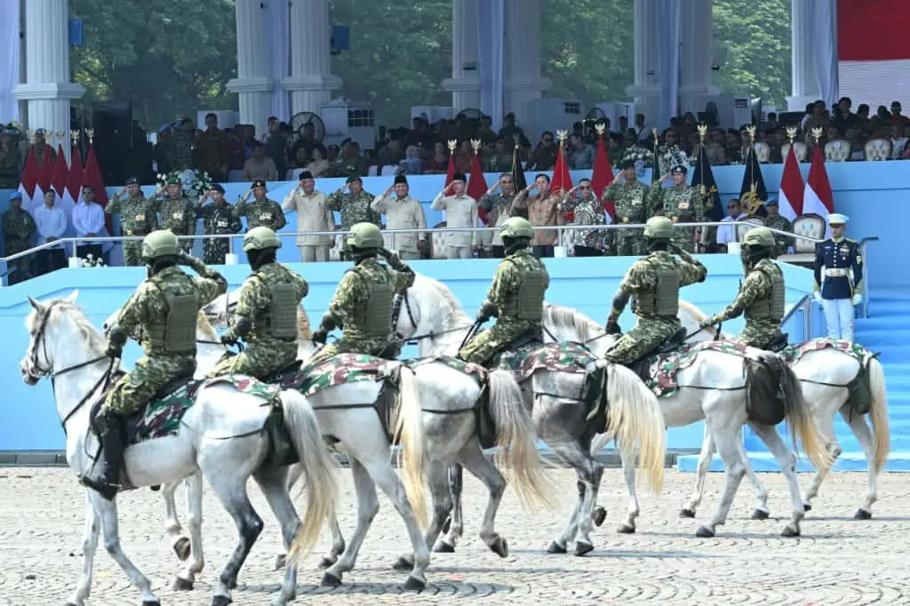 Defile dan aksi tempur TNI warnai peringatan HUT ke-80 TNI di Jakarta